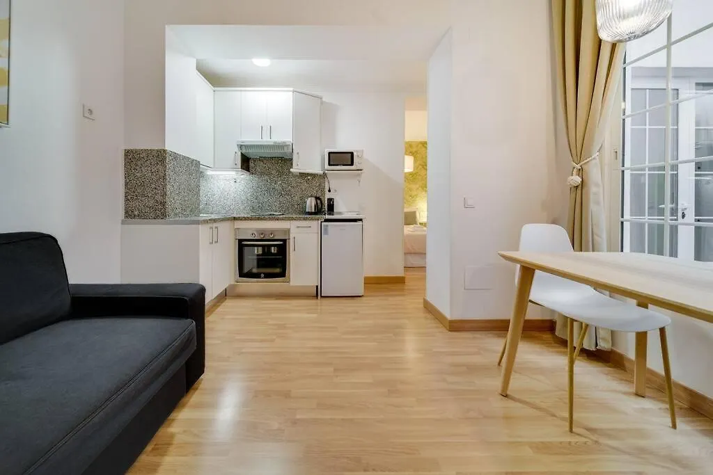Encantador Apartamento Con Patio Málaga Apartment